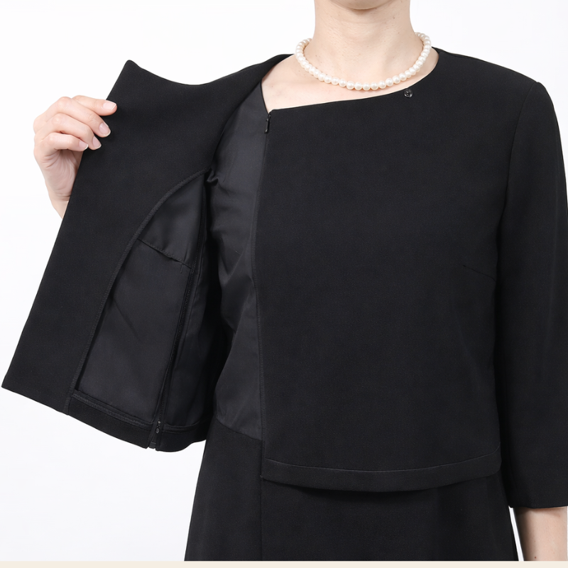 女性喪服ワンピースの号数タグ